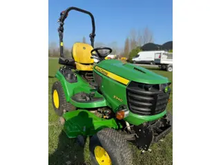 John Deere X940
