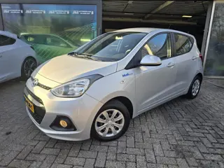Hyundai I10 1.0i i-Motion Comfort | 2E EIGENAAR | 12MND GARANTIE | AIRCO | LAGE KM | CRUISE | ELEC R