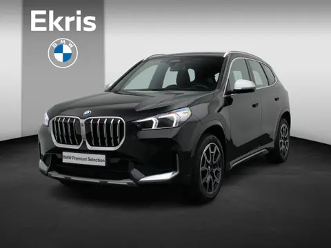 BMW X1 sDrive18i xLine | Stuurwielrand verwarmd | Comfort Access | Trekhaak | Panoramadak | Head Up 