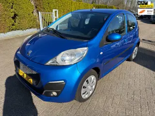 Peugeot 107 1.0 5-DRS Active AIRCO CENTR.VERGR. EL.RAMEN NAP DEALEROH.