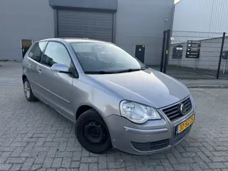 Volkswagen Polo 1.4-16V Airco BT GEEN VERMOGEN (bj 2006)