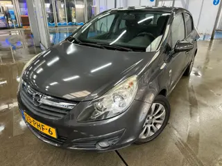 Opel Corsa MET AIRCO & APK 11-08-2026!