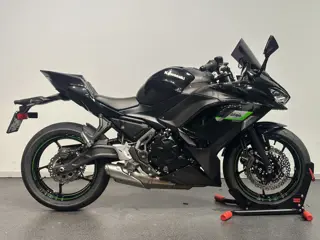 Kawasaki Ninja 650 (bj 2025)
