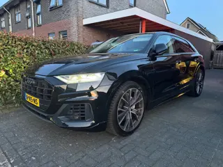 Audi Q8 55 TFSI e quattro Pro Line Automaat | 125.000KM | Vol opties | Dealerauto | 22 inch | CarPla