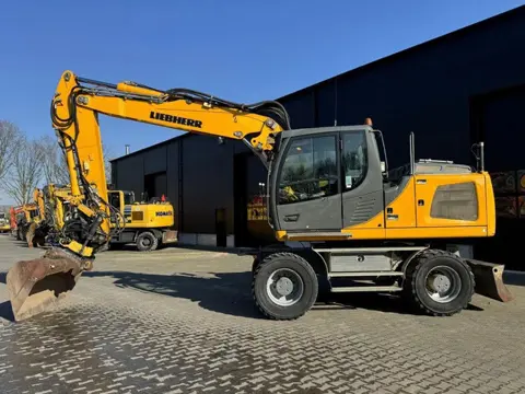 Liebherr A918 Engcon NL MACHINE (bj 2012)
