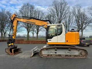 Liebherr R920 Compact 2022 2100 uur ENGCON DC2 (bj 2022)