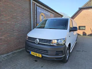 Volkswagen Transporter 2.0 TDI L2H1 (bj 2019)