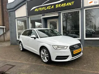 Audi A3 Sportback 1.2 TFSI / CLIMAT / XENON / NAVI VOORB/ PDC