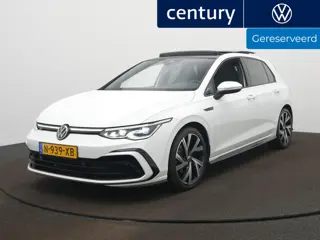 Volkswagen Golf 1.5 eTSI R-Line 150PK / Panodak / IQ-Light / Adap. Cruise / 18 Inch