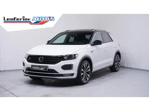 Volkswagen T-Roc 1.5 TSI R Line 1e Eig. NAP Led koplampen Panodak R-Line int./ext. 19 Inch Stoelverw