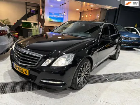 Mercedes-Benz E-klasse 350 CDI Avantgarde|Trekhaak|Leder|Navi|PDC|NAP
