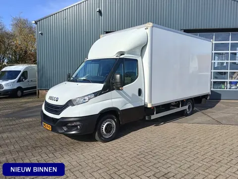 Iveco Daily 35S16 2.3 410 | Automaat | Airco | Cruis controle | Laadklep | Zijdeur |