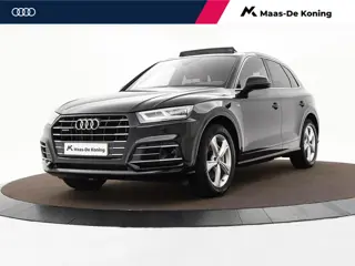 Audi Q5 55 TFSIe 367pk S-tronic Quattro Competition · Panoramadak · S-line · Elek. Trekhaak · Luchtv
