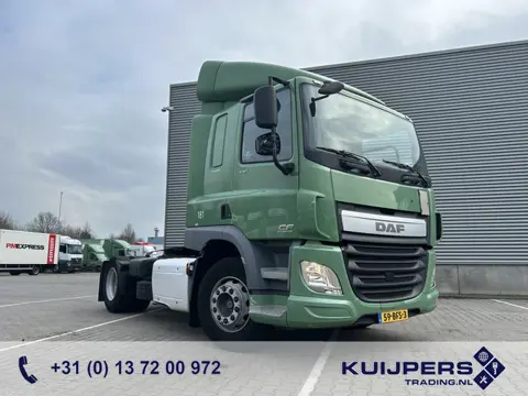 DAF CF 330 FT Sleeper Cab / 645 dkm / NL Truck (bj 2015)