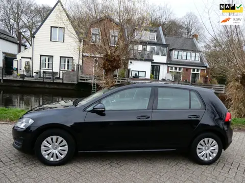 Volkswagen Golf 1.2 TSI 105pk Trendline 5-deurs Cruise Clima Navi Zuinig