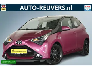 Toyota Aygo 1.0 VVT-i x-cite / Leder / Aut / CarPlay / Camera / Allseason