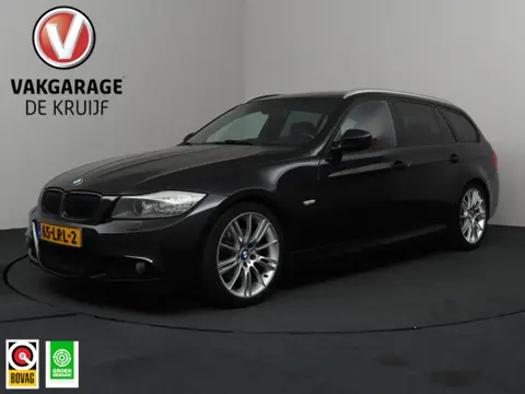 BMW 3-serie Touring 325i Business Line Style LCI | M-pakket! | Navigatie | Xenon | Cruise Control!