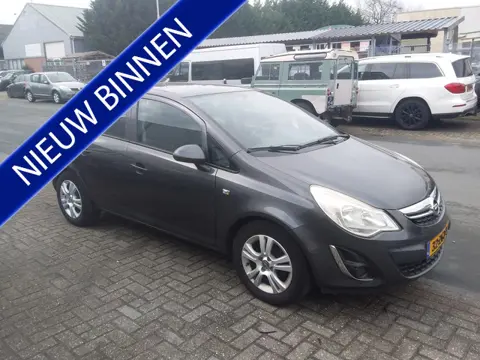 Opel Corsa 1.2-16V Cosmo (bj 2011)