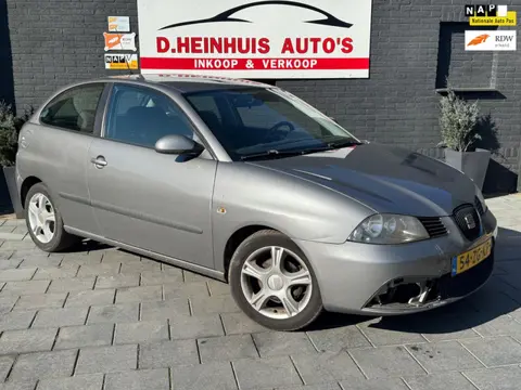 Seat Ibiza 1.4-16V Trendstyle *MEENEEMPRIJS*