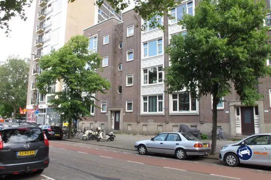 Woning aan de Stadhoudersweg te Rotterdam