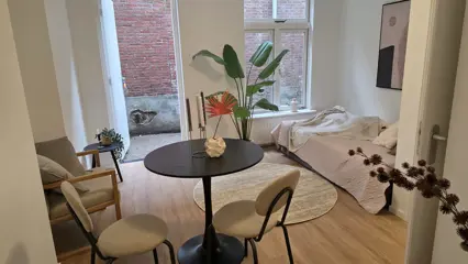 Woning aan de Doelenstraat te Utrecht