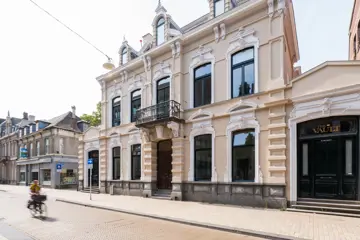Woning aan de Stationsstraat te Tilburg