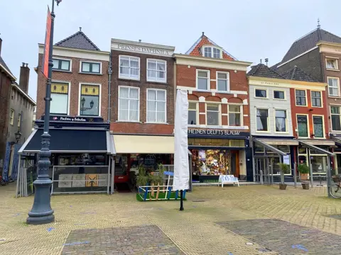 Woning aan de Markt te Delft