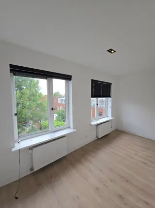 Woning aan de Kruizemuntstraat te Rotterdam