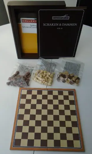 LUXE SCHAAK EN DAMMEN SPELLEN BOX HOUTEN KIST Nieuw