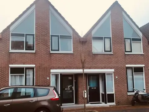 Woning aan de Czaar Peterstraat te Zaandam
