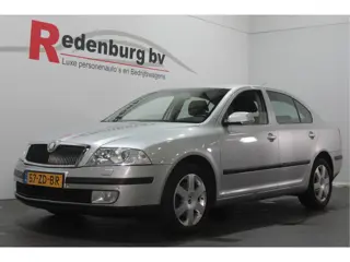 Škoda Octavia 2.0 FSI Elegance Attractive Business Automaat