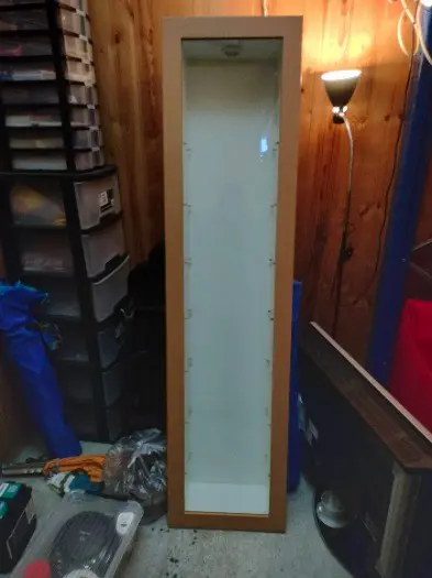 1 Vitrinakast ( hangend ) NU voor 50 Euro