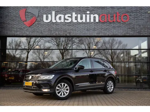 Volkswagen Tiguan 1.4 TSI ACT Comfortline Business , Trekhaak, Stoelverwarming,