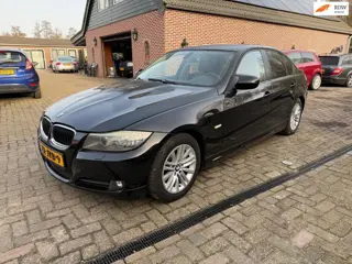 BMW 3-serie 318i NIEUWE APK 28-01-2027