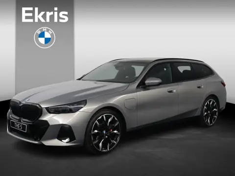 BMW 5 Serie Touring 550e xDrive | M Sportpakket Pro | Innovation Pack | Travel Pack | Comfort Pack |