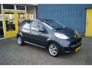 Peugeot 107 1.0-12V XS, Airco, Nieuwe APK, MOOI!!!