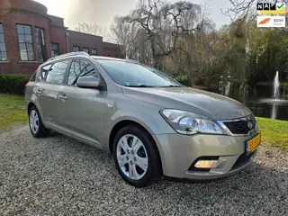 Kia Cee'd 1.4 CVVT X-ecutive AIRCO/cruise