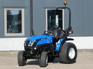 Solis 26 4wd / 0002 Draaiuren / Brede Gazonbanden