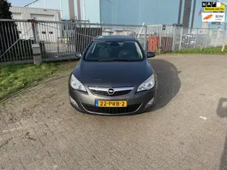 Opel Astra Sports Tourer 1.4 Cosmo