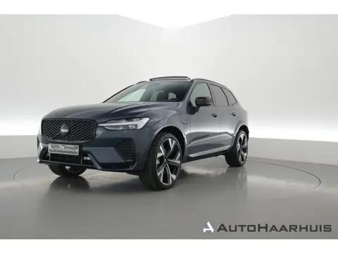 Volvo XC60 T8 Plug-in hybrid Ultra Black Edition | Luchtvering | Pano | HUD | Memory seats | Elek. T