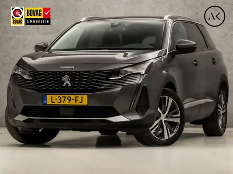 Peugeot 5008 1.2 PureTech Allure Sport 7 Persoons (APPLE CARPLAY, GROOT NAVI, 360 CAMERA, LEDER, ADA