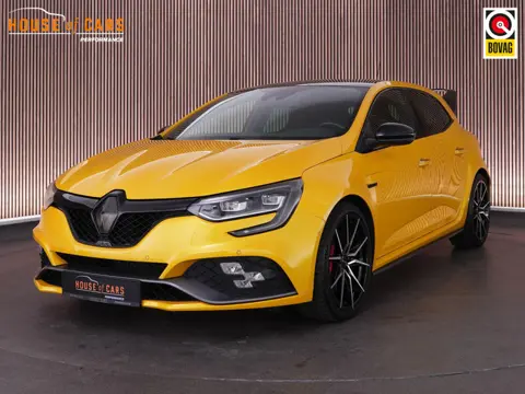 Renault Mégane RS Trophy 1.8 300pk TCe |carbon spoiler|Recaro kuipstoelen|Bose|HUD|Apple carplay|par