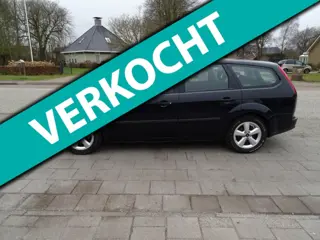 Ford Focus Wagon 1.6-16V Futura