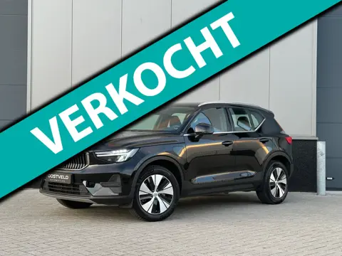Volvo XC40 1.5 T4 Plug-in hybrid |CAMERA|STUUR/STOEL VERWARMING APPLE CARPLAY