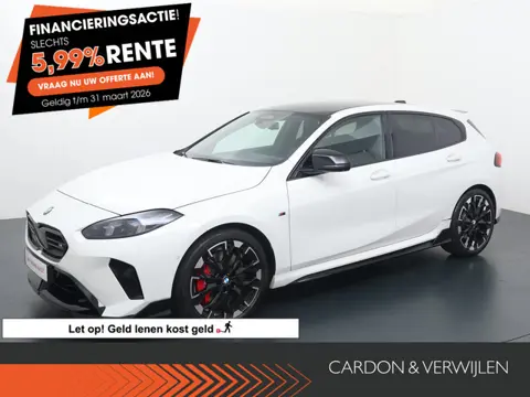 BMW 1-serie M135 xDrive 19 "LM M-velgen | M-ec-en interieur | 300 PK | Head up display | Navigatiesy