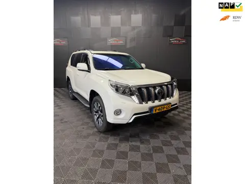 Toyota Land Cruiser 2.8 D-4D-F LX BE Trekker 5P | Pano | Led | Camera | Memory |