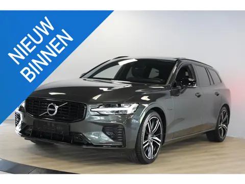 Volvo V60 2.0 T6 Recharge AWD R-Design | Schuif- opendak | Harman/Kardon | Dealeronderhouden