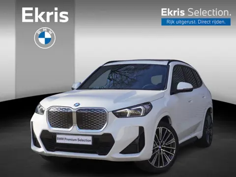 BMW iX1 eDrive20 M Sportpakket | Premium Pack | Comfort Pack | Trekhaak met elektrisch wegklapbare k