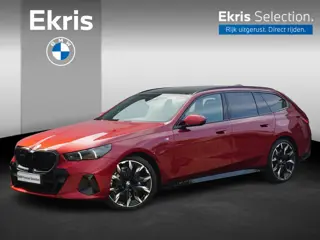 BMW 5-serie Touring 530e M Sport Pro | Trekhaak / Comfortstoelen Elektrisch met geheugen / Panoramad