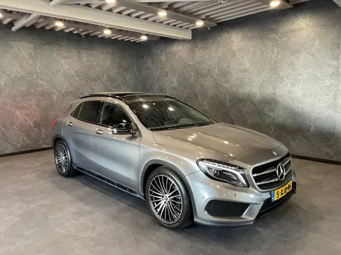 Mercedes-Benz GLA-klasse 200 AMG NIGHT Prestige PANO NAP FULL